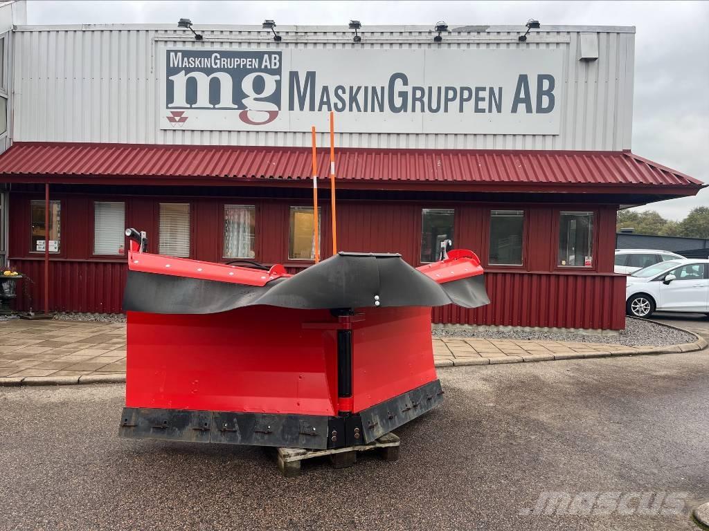 Tokvam VT 320 Snow blades and plows
