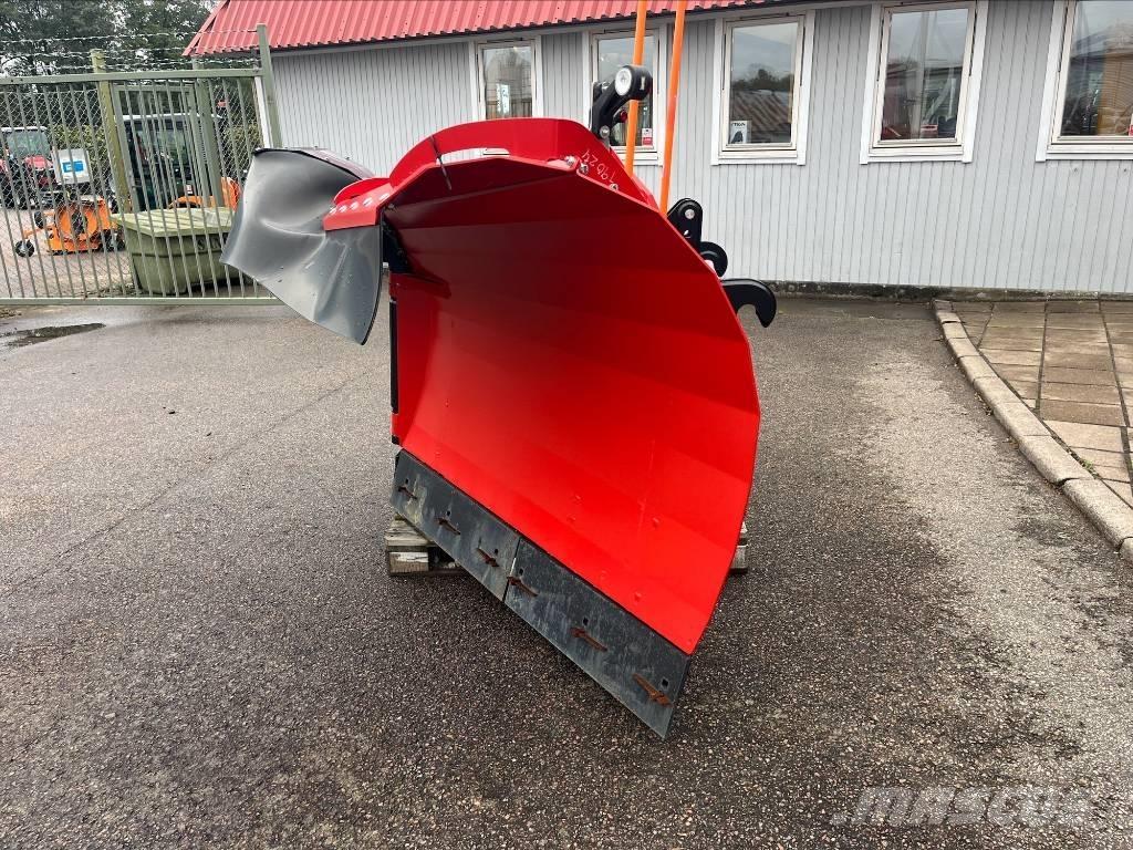 Tokvam VT 320 Snow blades and plows