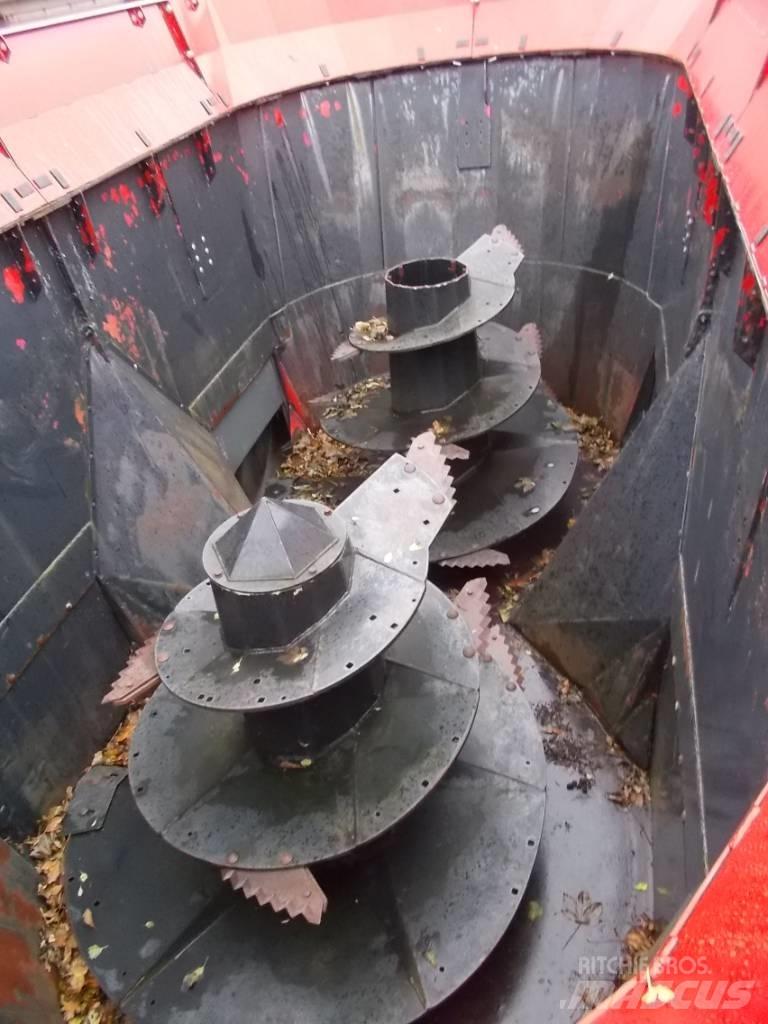 JF VM30 Mixer feeders