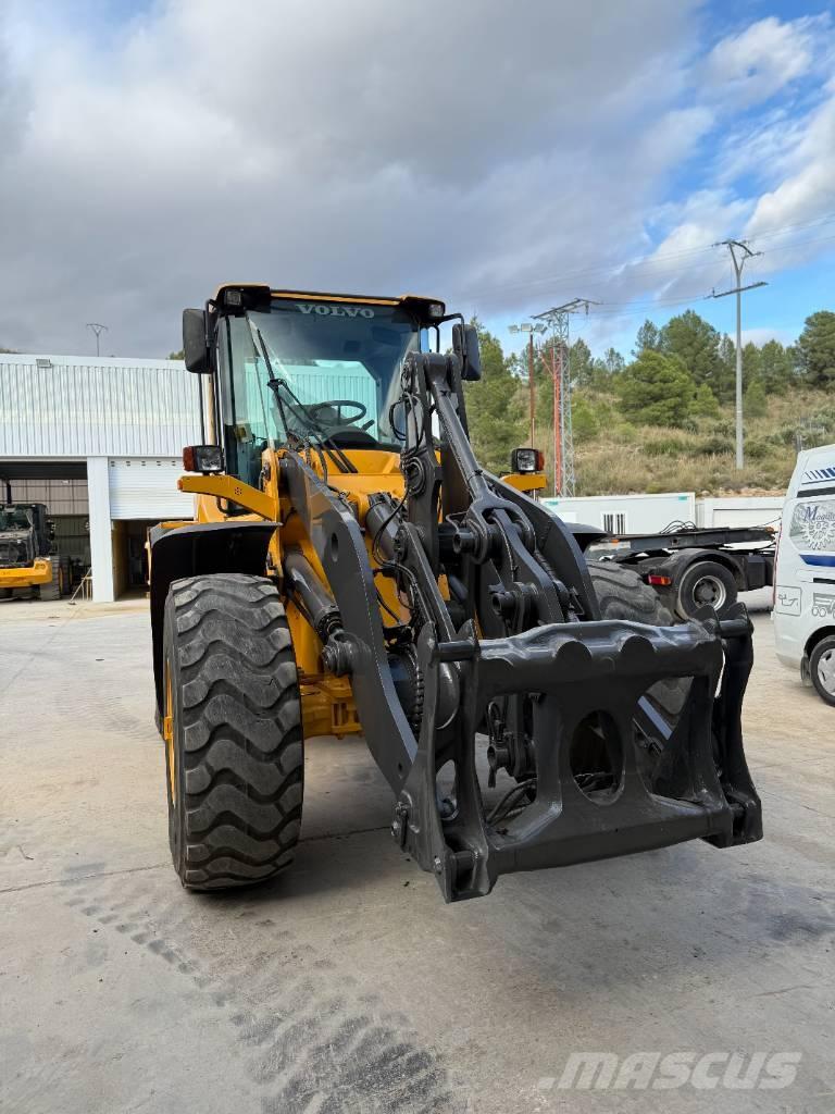 Volvo L 90 F Wheel loaders