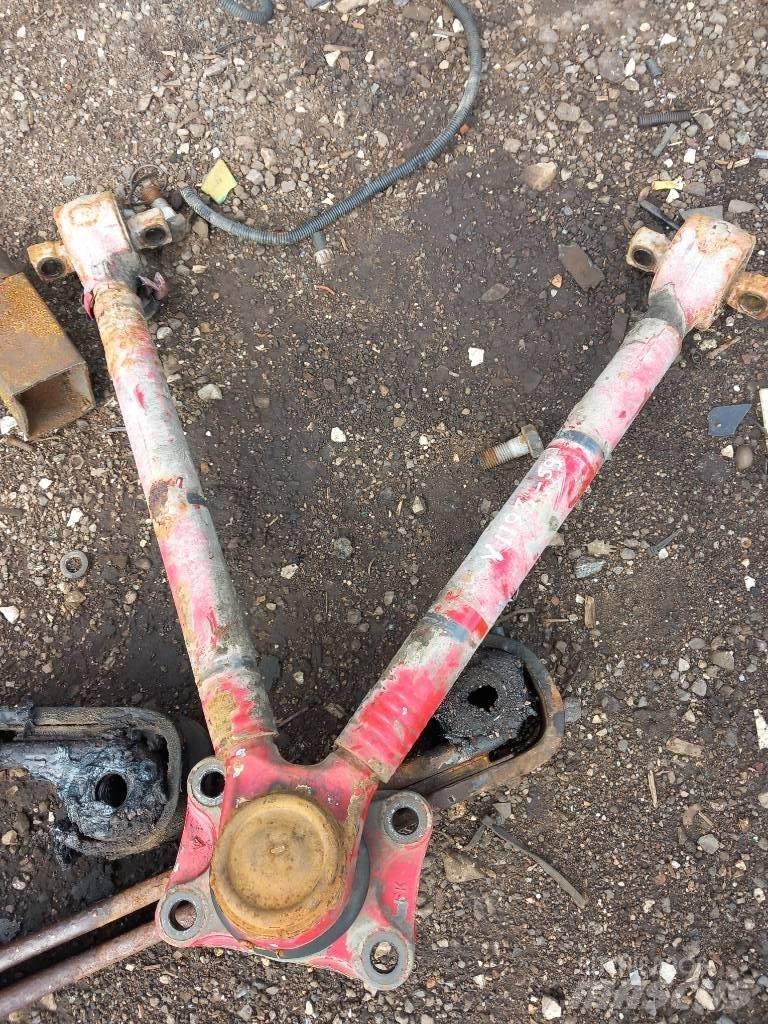Volvo FH 12 22238525 Chassis and suspension
