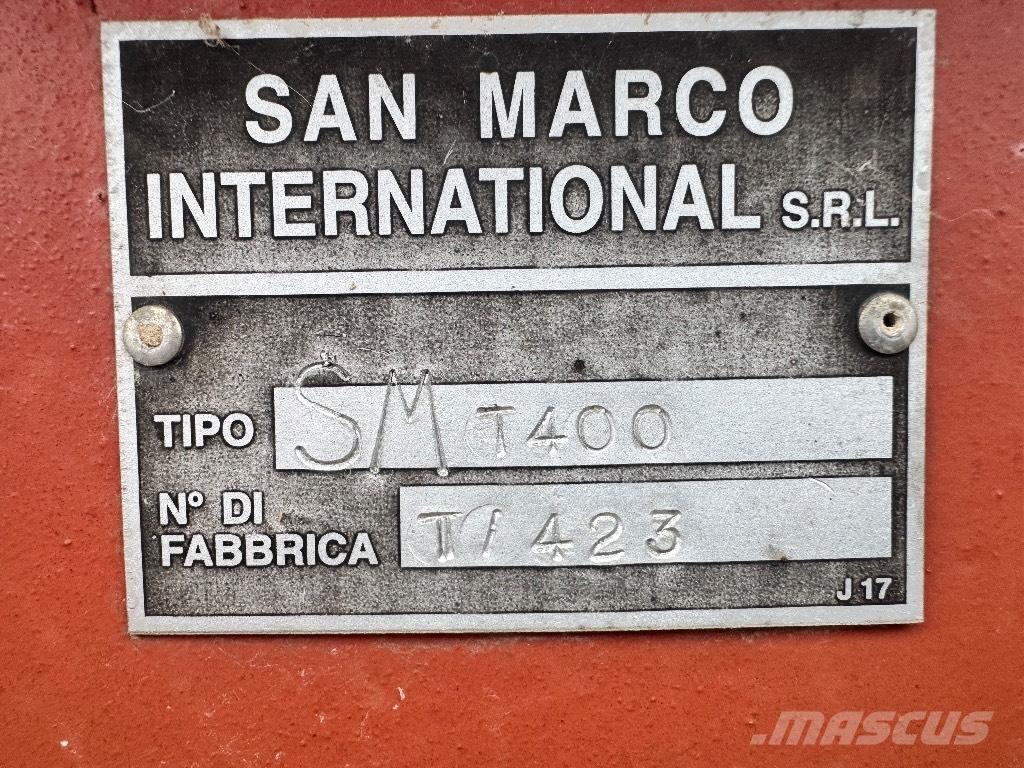 San Marco SMT 400 Tower cranes