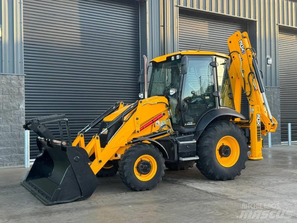 JCB 3 CX Backhoe loaders