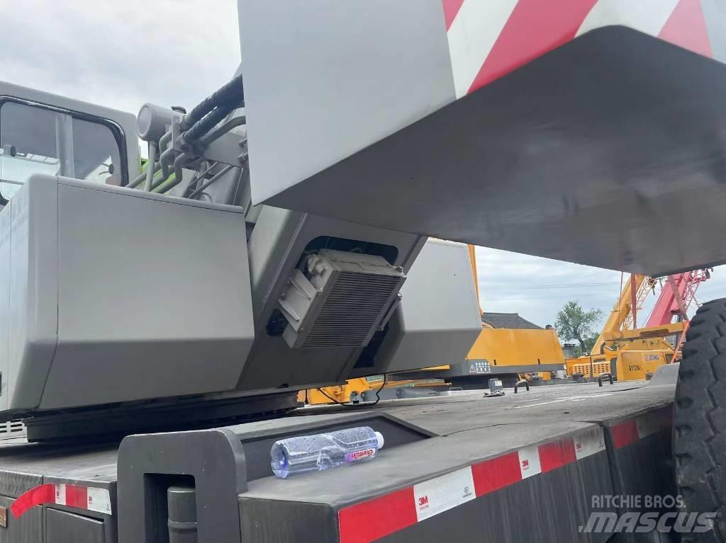 Zoomlion ZTC500 All terrain cranes