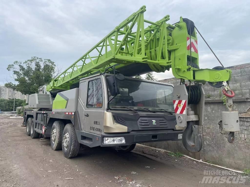 Zoomlion ZTC500 All terrain cranes