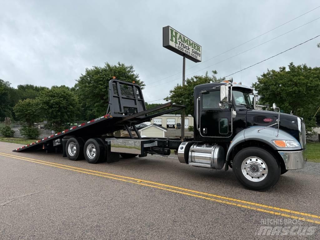 Peterbilt 348 Recovery vehicles