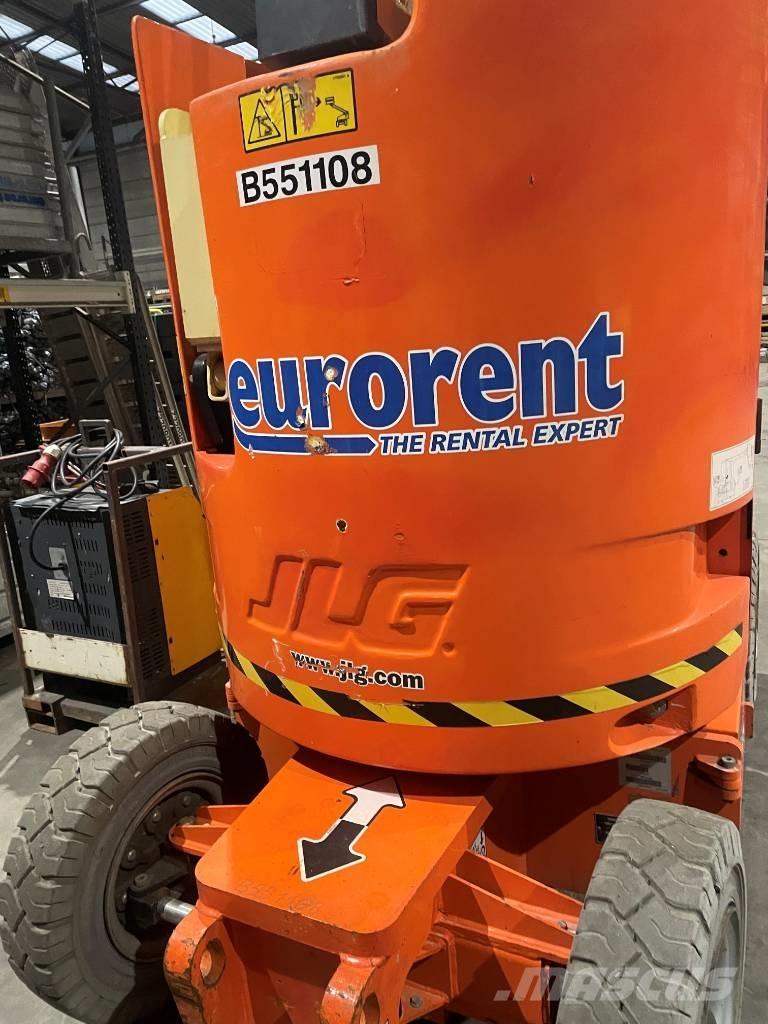 JLG E 300 AJP Scissor lifts