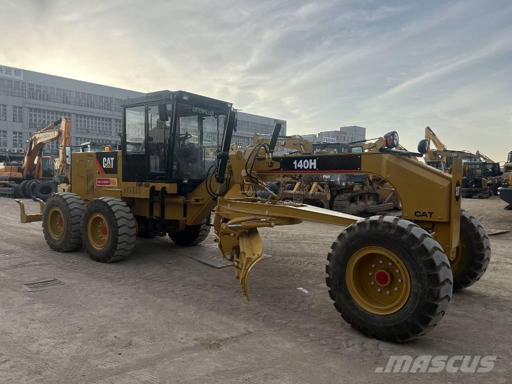 CAT 140H Graders