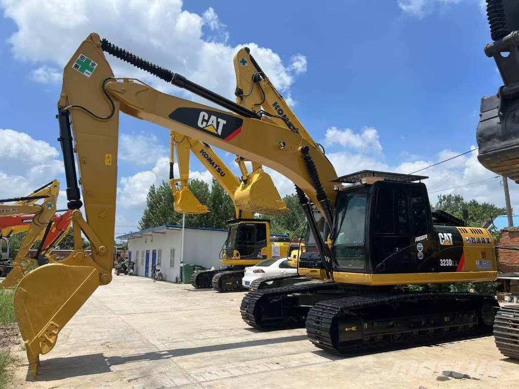 CAT 323 D L Crawler excavators