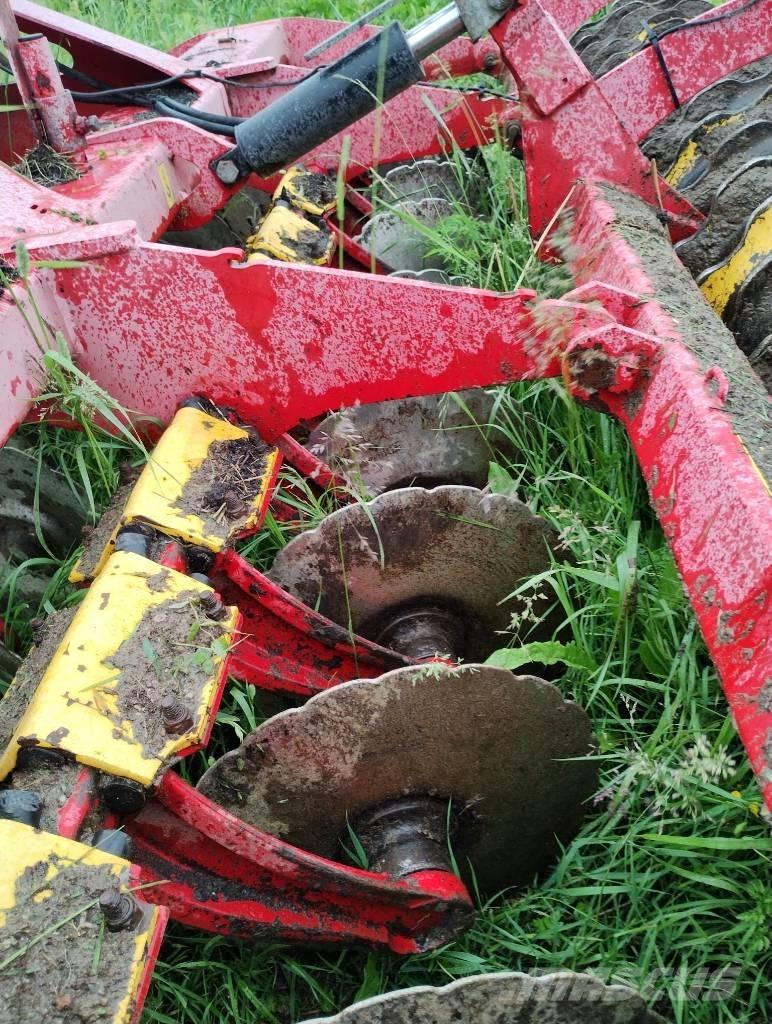 Väderstad CR 3000 Disc harrows