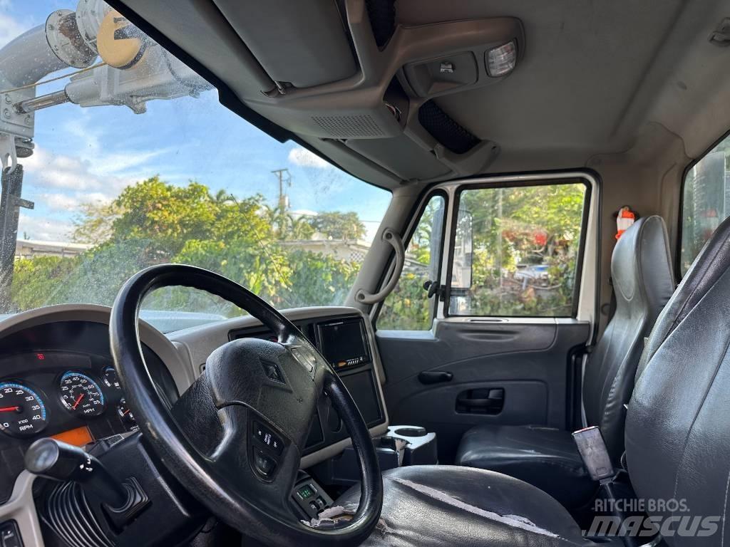 International 7400 Combi / vacuum trucks