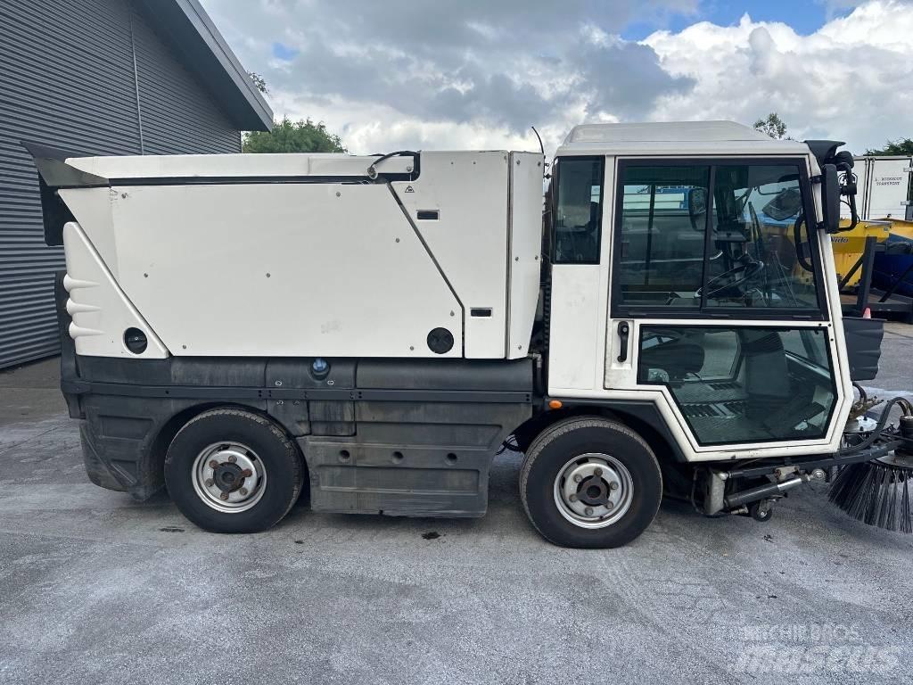 Schmidt Swingo 200 Sweepers