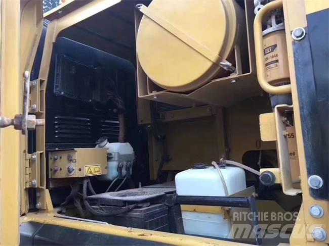 CAT 345 D L Crawler excavators