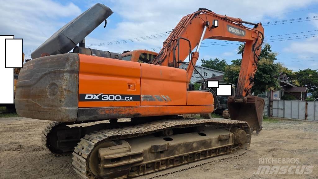 Doosan DX 300 LCA Crawler excavators
