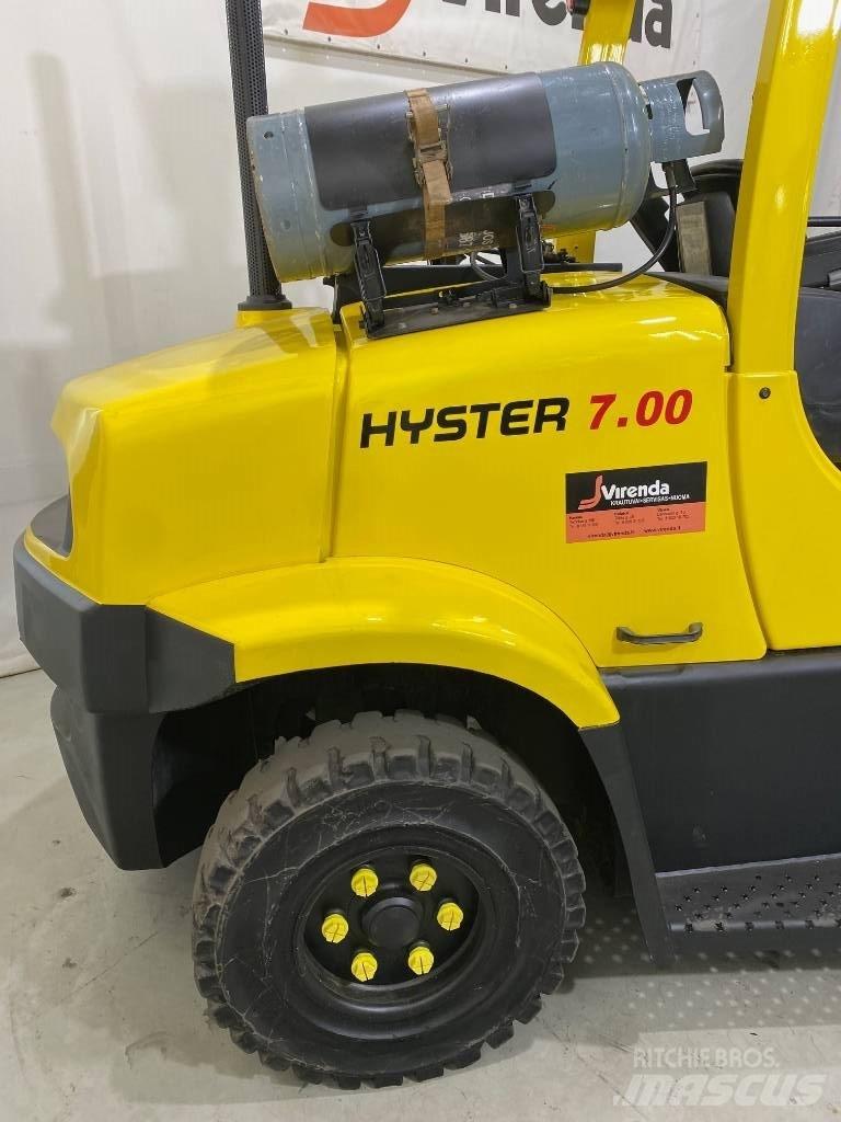 Hyster H7.0FT LPG trucks
