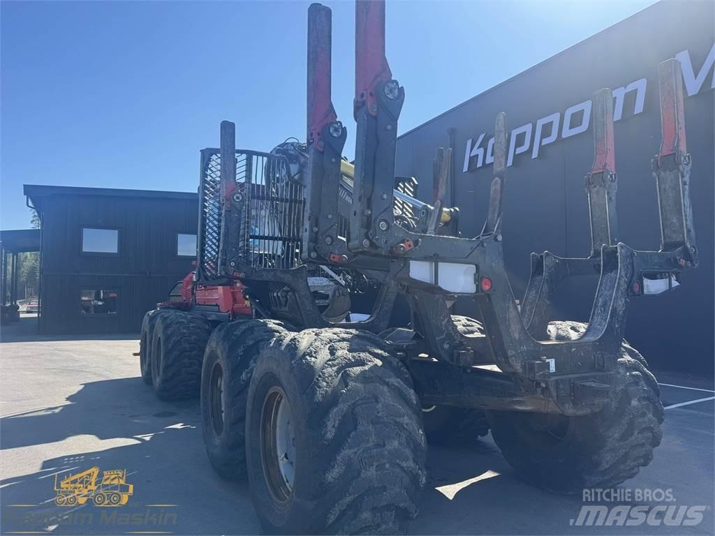 Komatsu 895 Forwarders