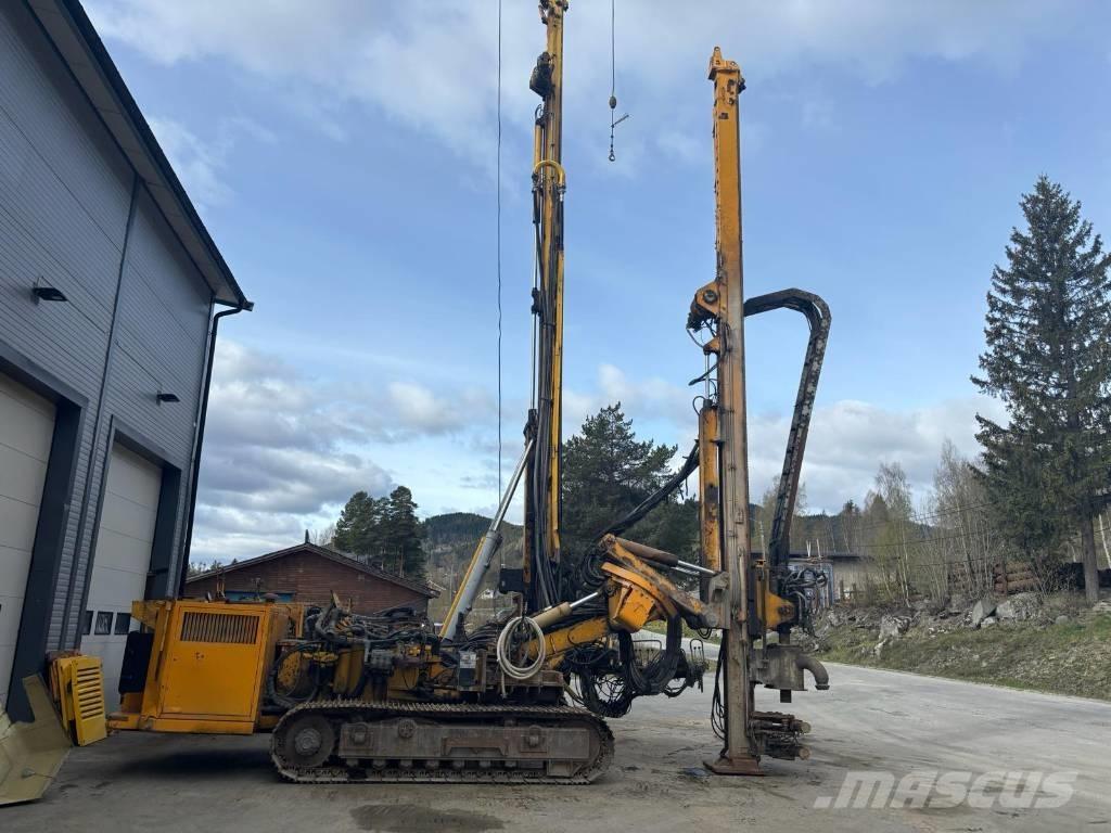 Klemm KR 807-4 Piling rigs