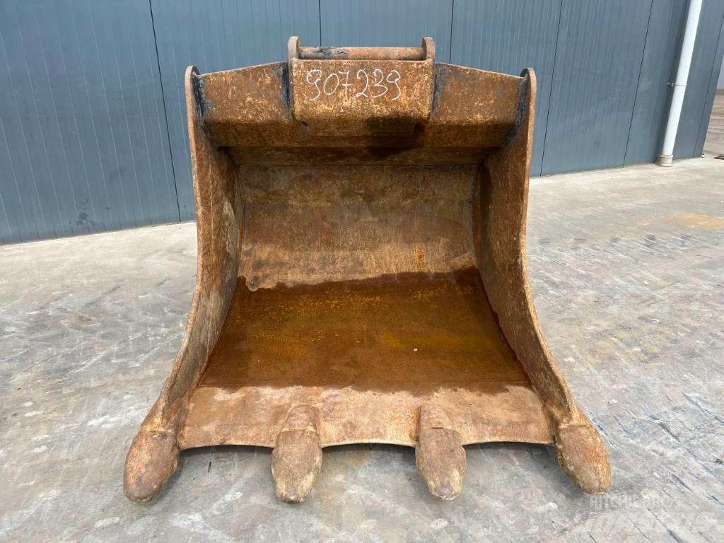 SMP S70 Buckets