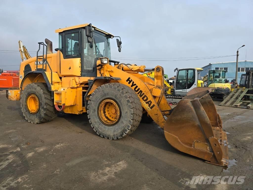 Hyundai HL 960 Wheel loaders