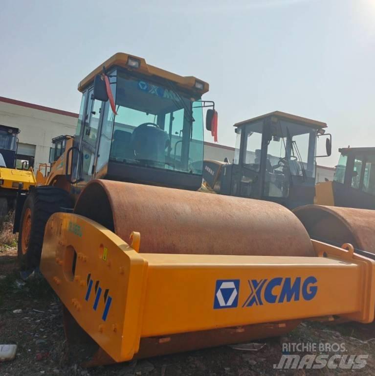 XCMG XS 263 J Single drum rollers
