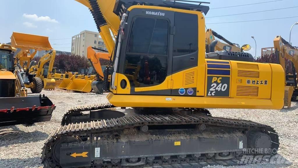 Komatsu PC 240 Crawler excavators
