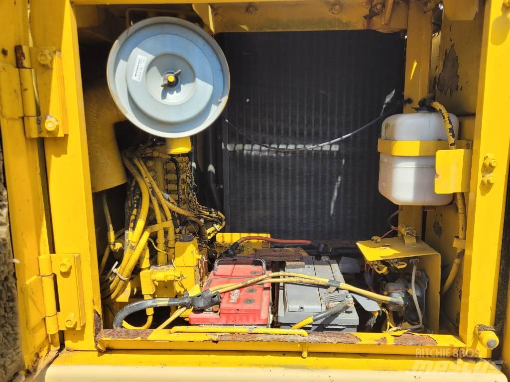 Komatsu PW160 ES-6K Wheeled excavators