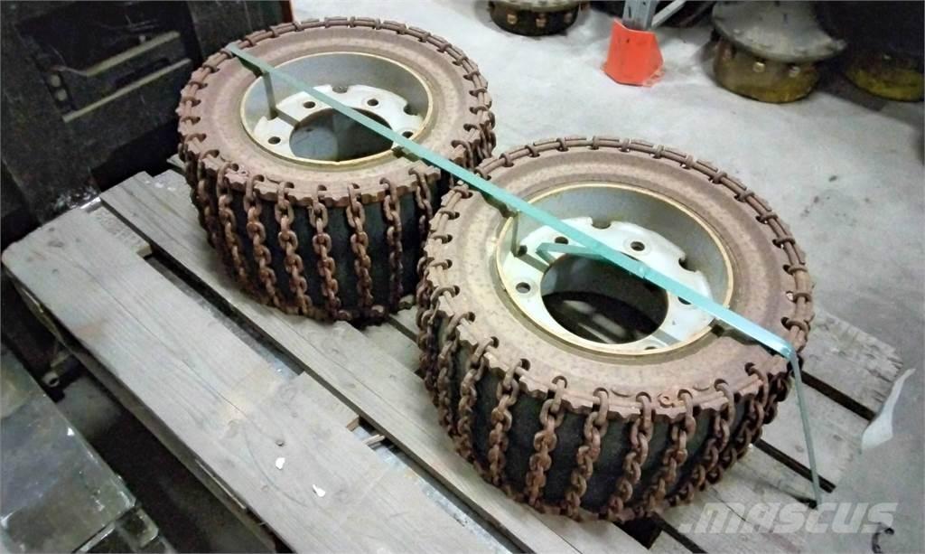 Valmet / Komatsu 360 Harvester heads