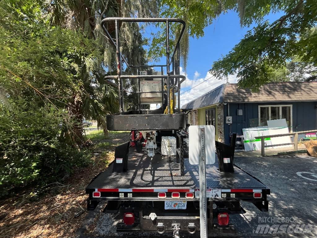 VERSALIFT VST39TN Truck & Van mounted aerial platforms