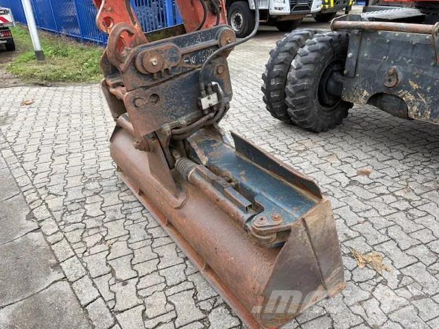 Komatsu PW 160 - 7EO Wheeled excavators