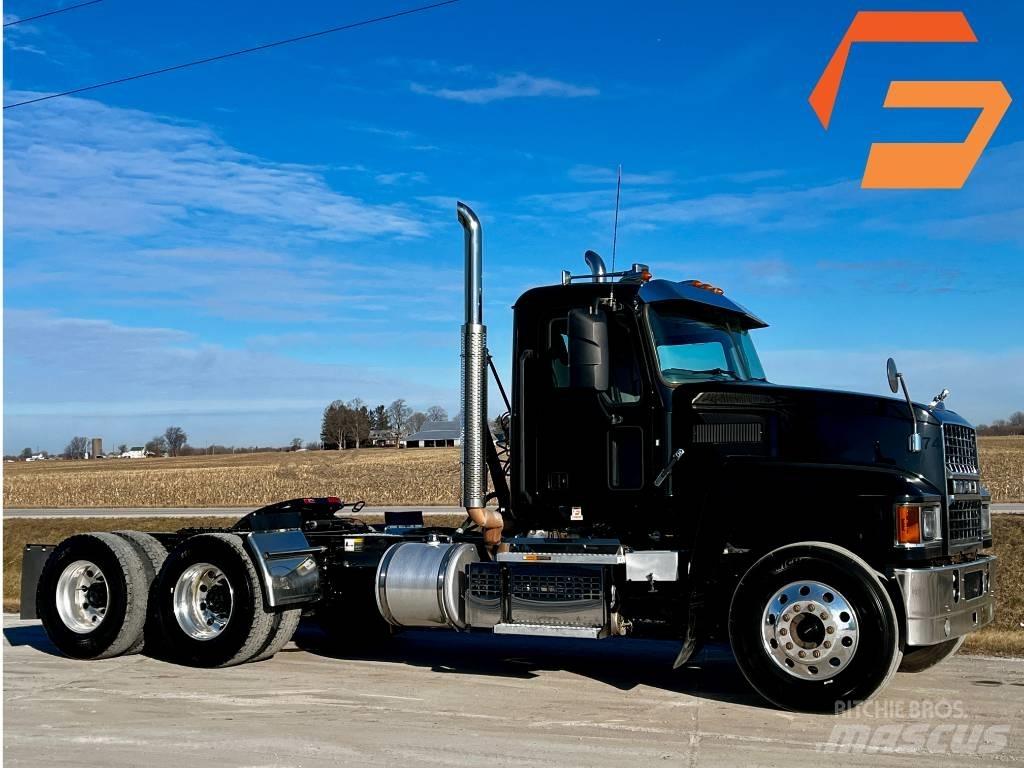 Mack Pinnacle Tractor Units