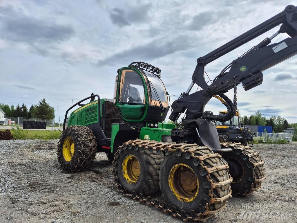 John Deere 1270E Harvesters