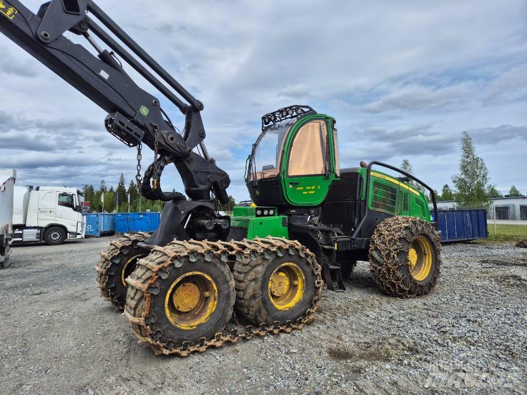 John Deere 1270E Harvesters