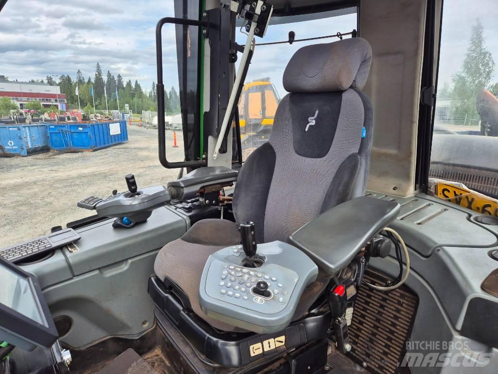 John Deere 1270E Harvesters