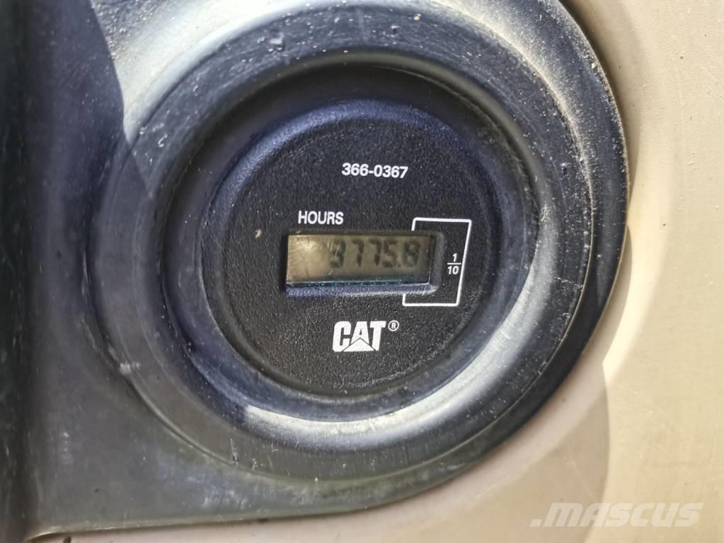 CAT 320 C L Crawler excavators