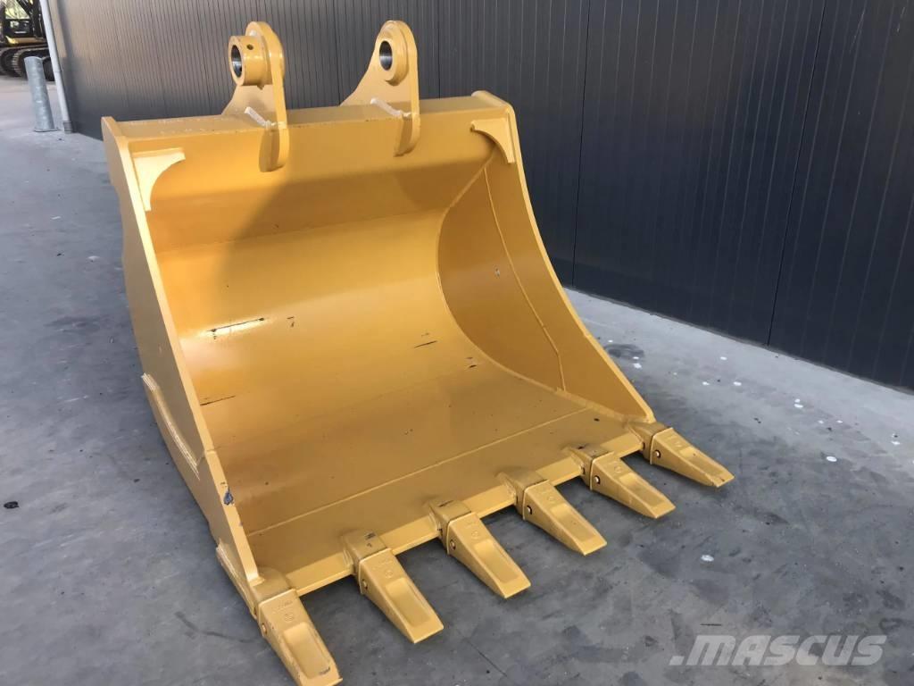 Volvo EC250 Buckets