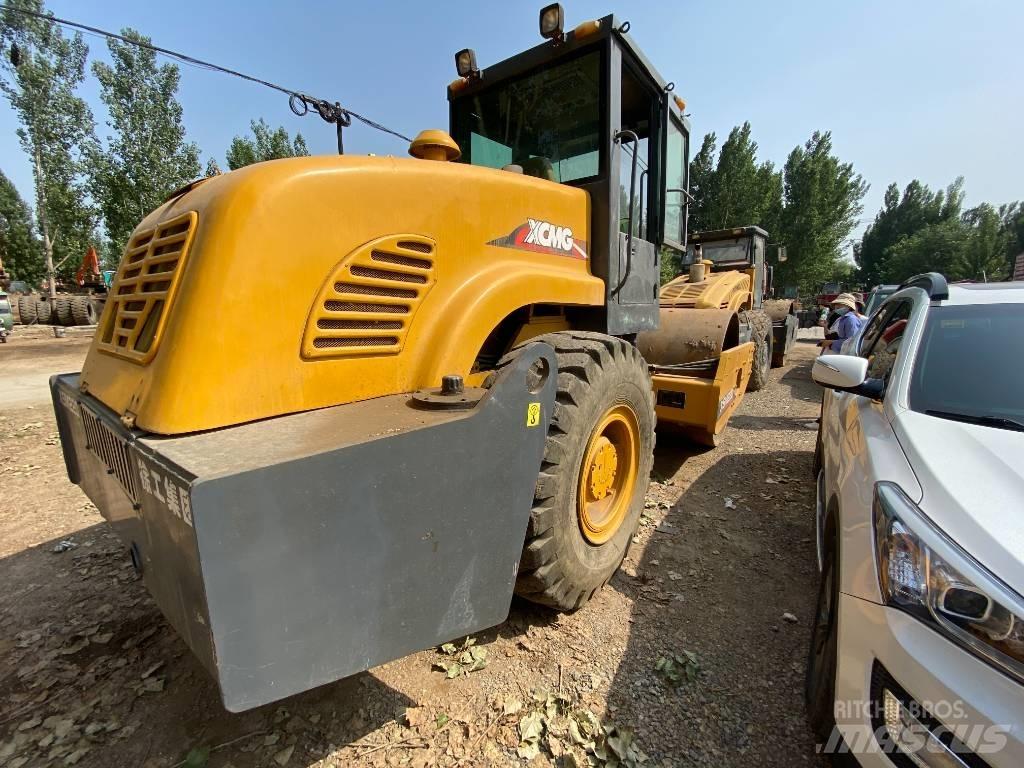 XCMG XSM 220 Single drum rollers