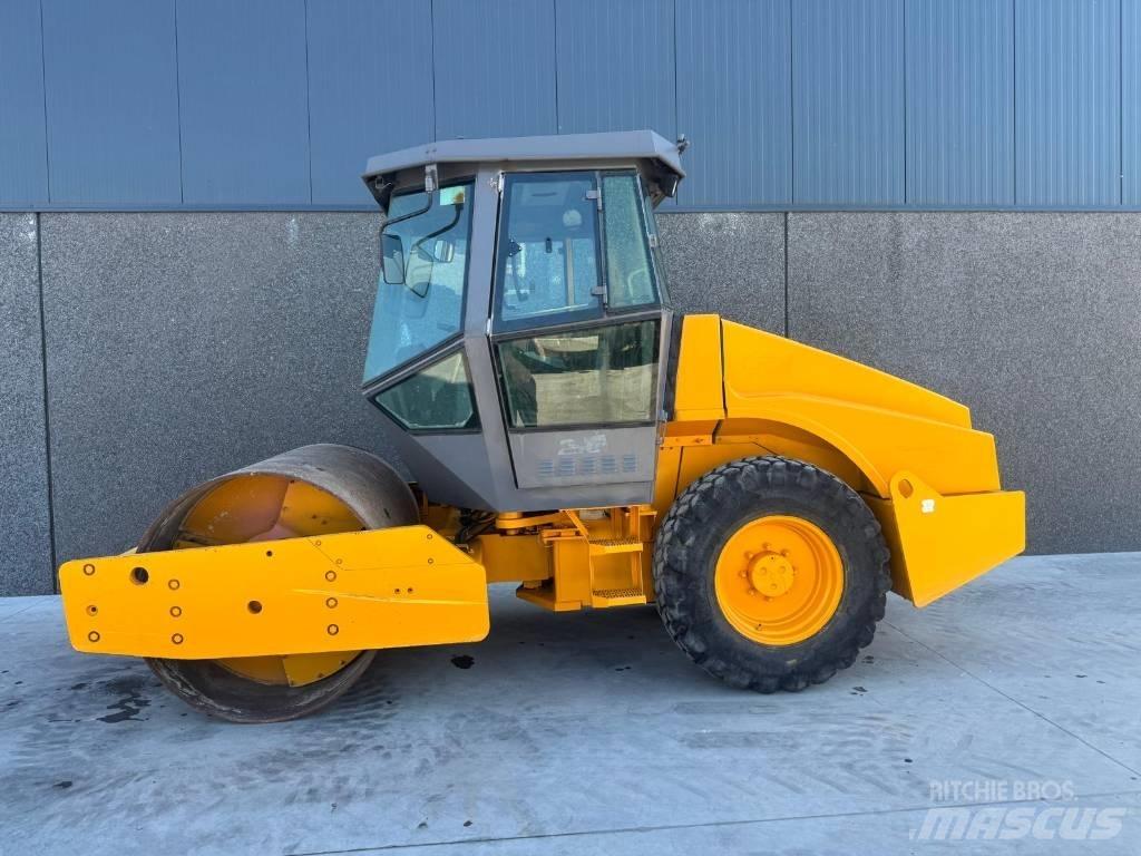 Dynapac CA 152 Single drum rollers