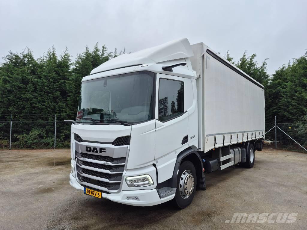 DAF XD 370 Curtainsider trucks