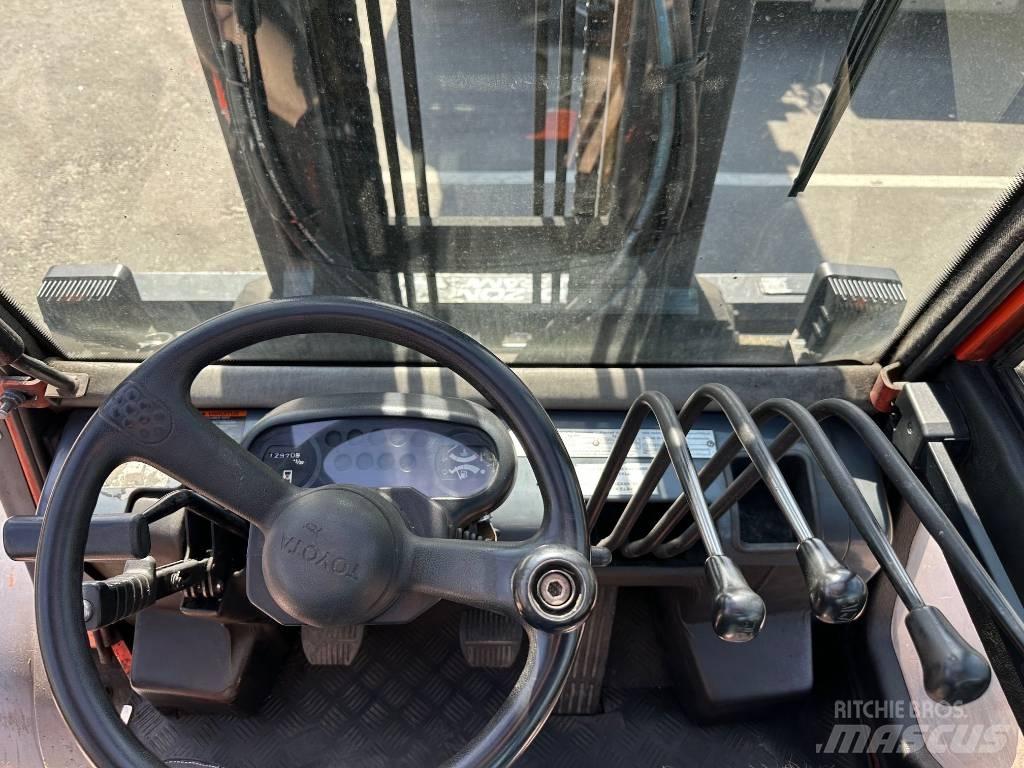 Toyota 02-8FD45 Diesel trucks