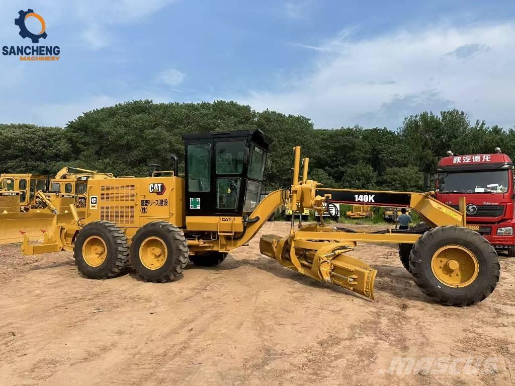 CAT 140K Graders