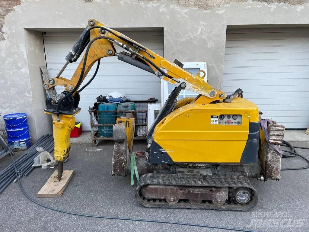 Brokk 180 Mini excavators < 7t (Mini diggers)