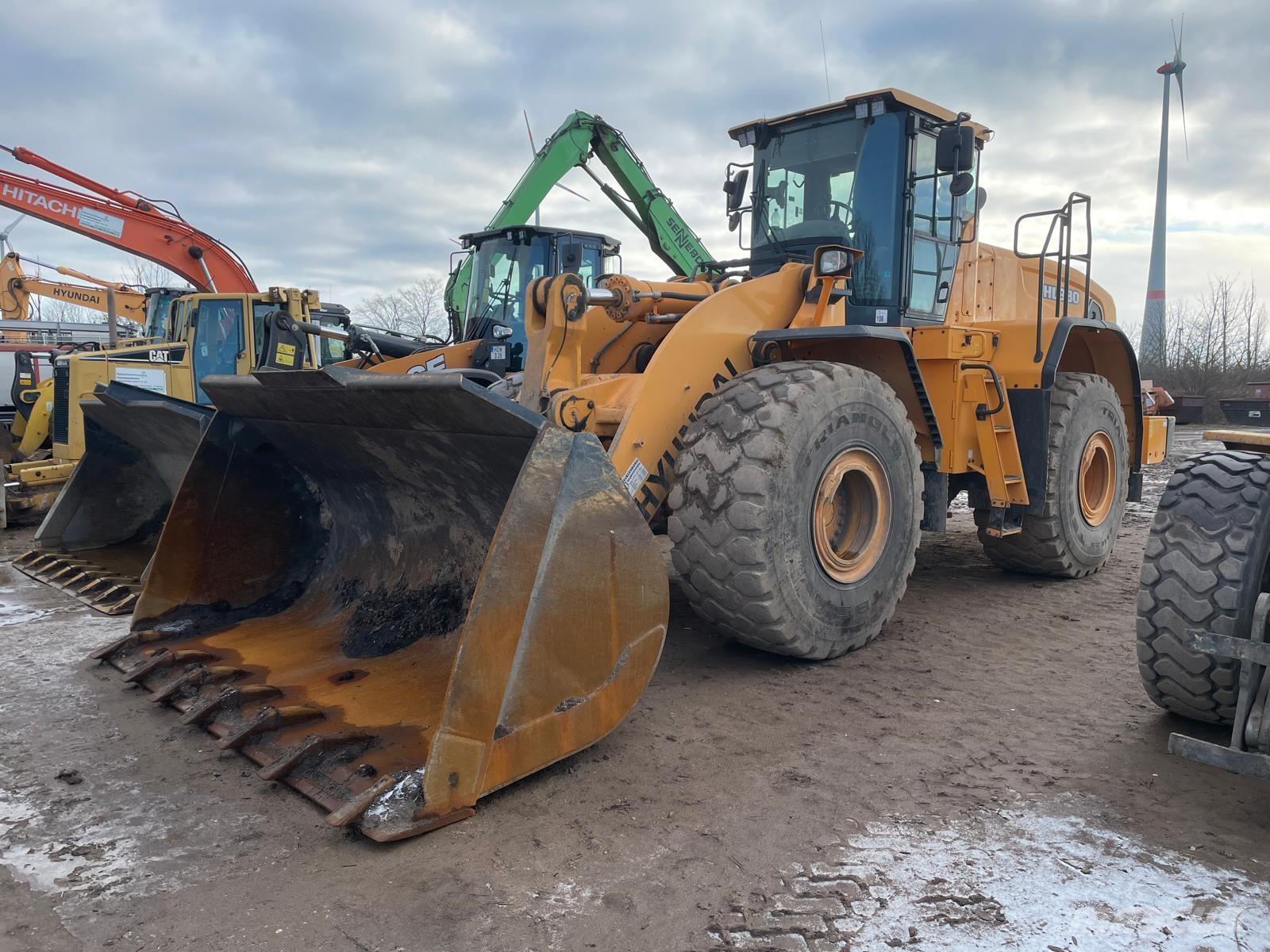 Hyundai HL 980 Wheel loaders