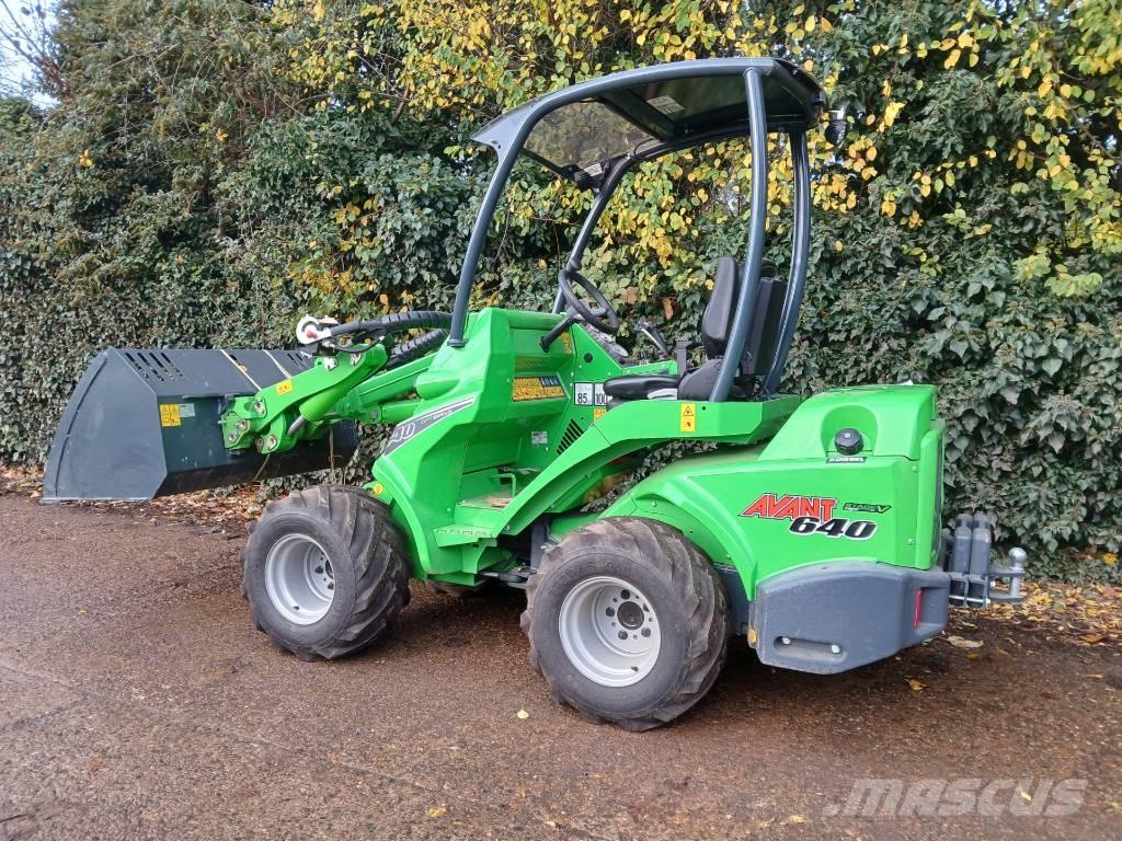  Ex Demo Avant 640 Mini loaders