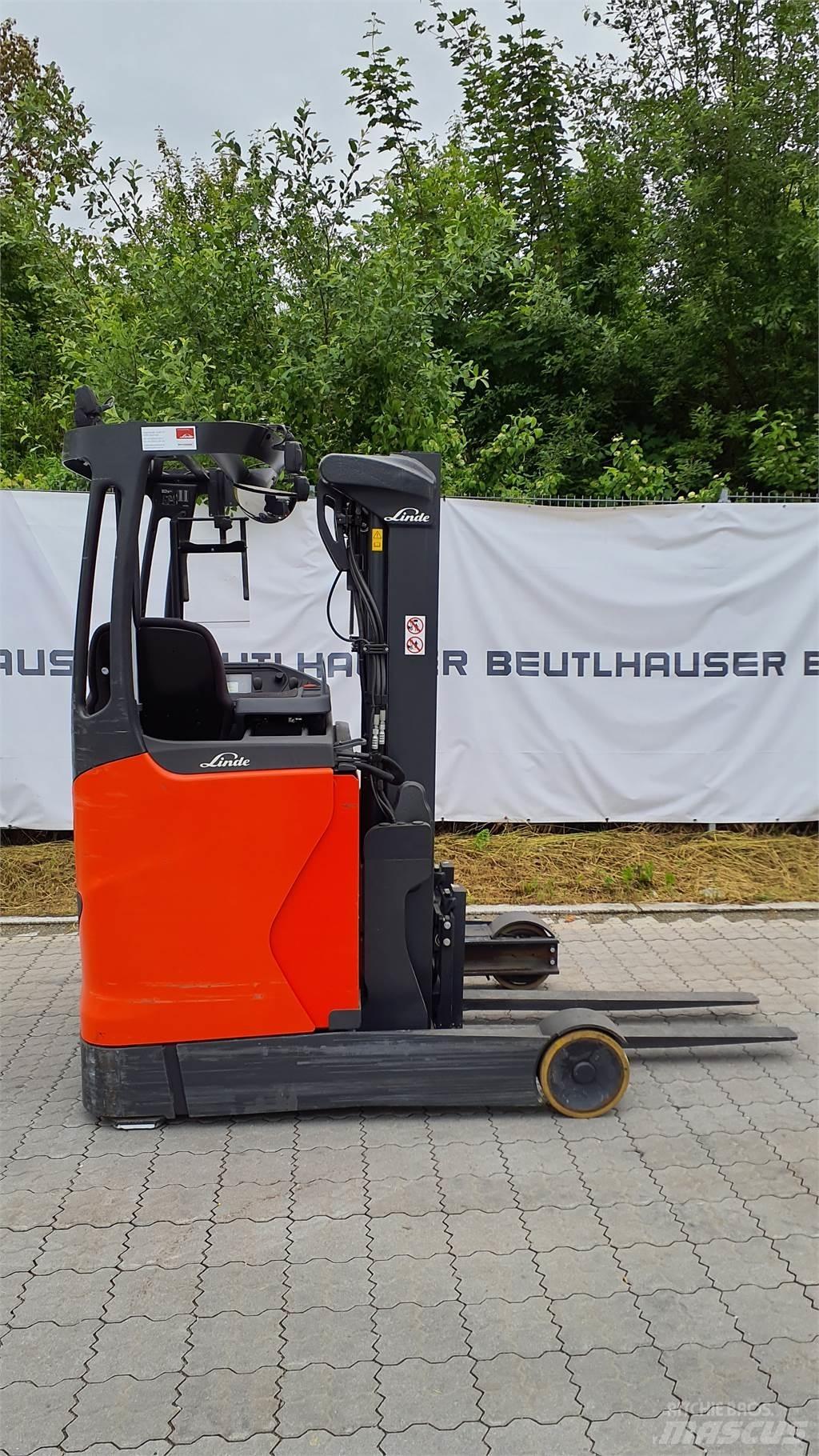 Linde R14B Reach trucks