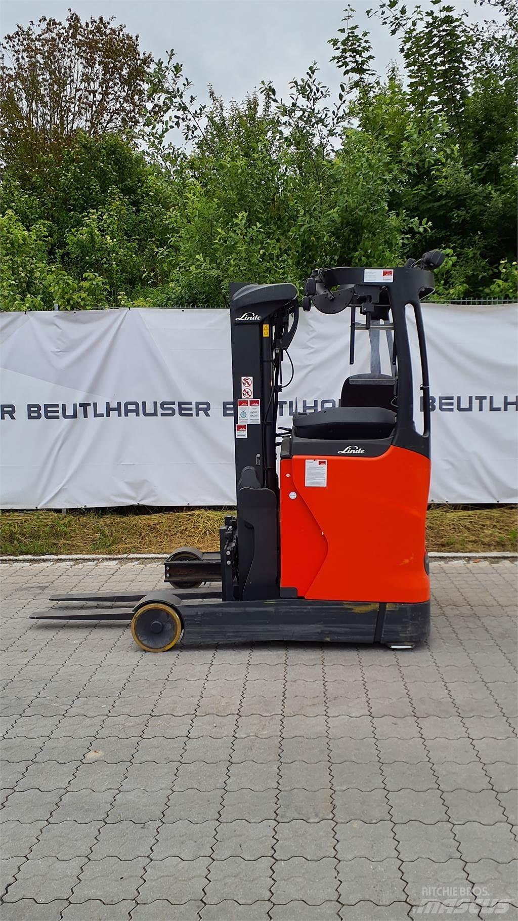 Linde R14B Reach trucks