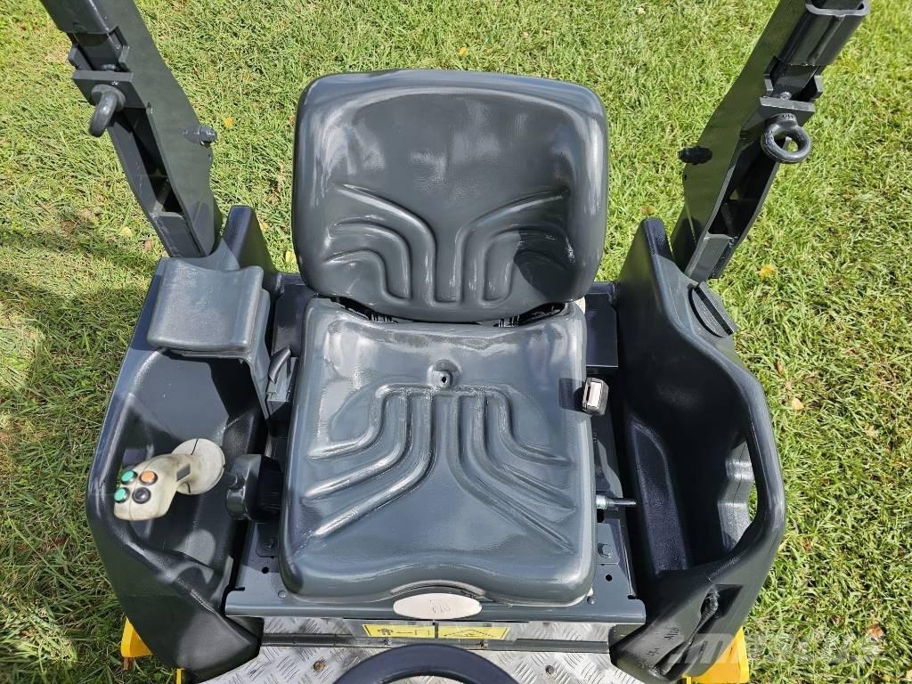Bomag BW 120 AD Twin drum rollers