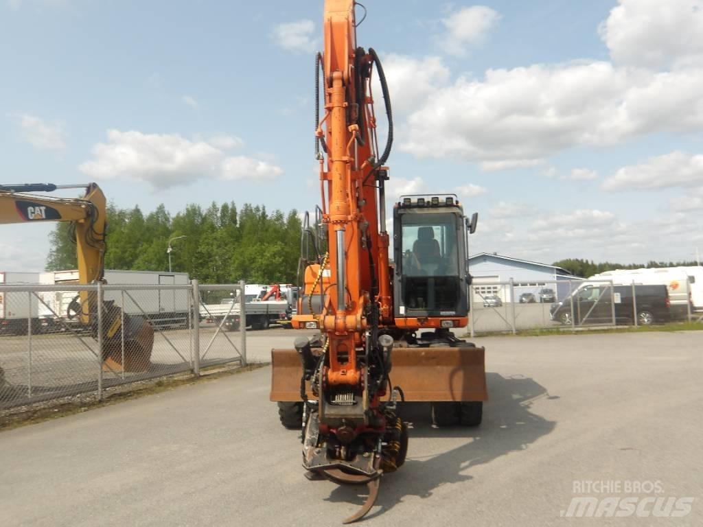 Doosan DX 160 W Wheeled excavators