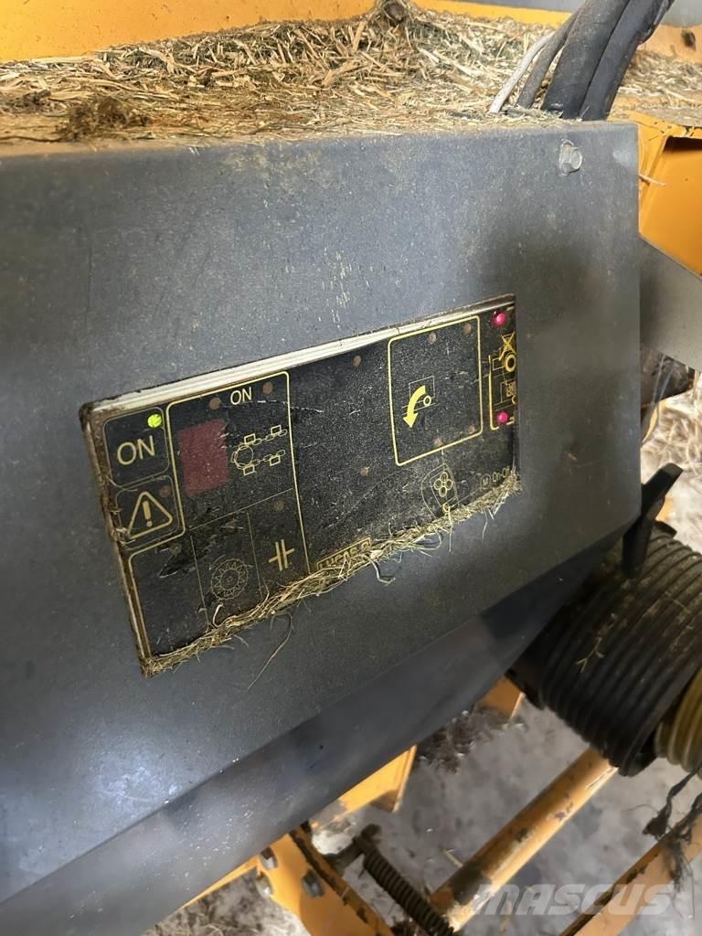 Belair G Bale shredders, cutters and unrollers