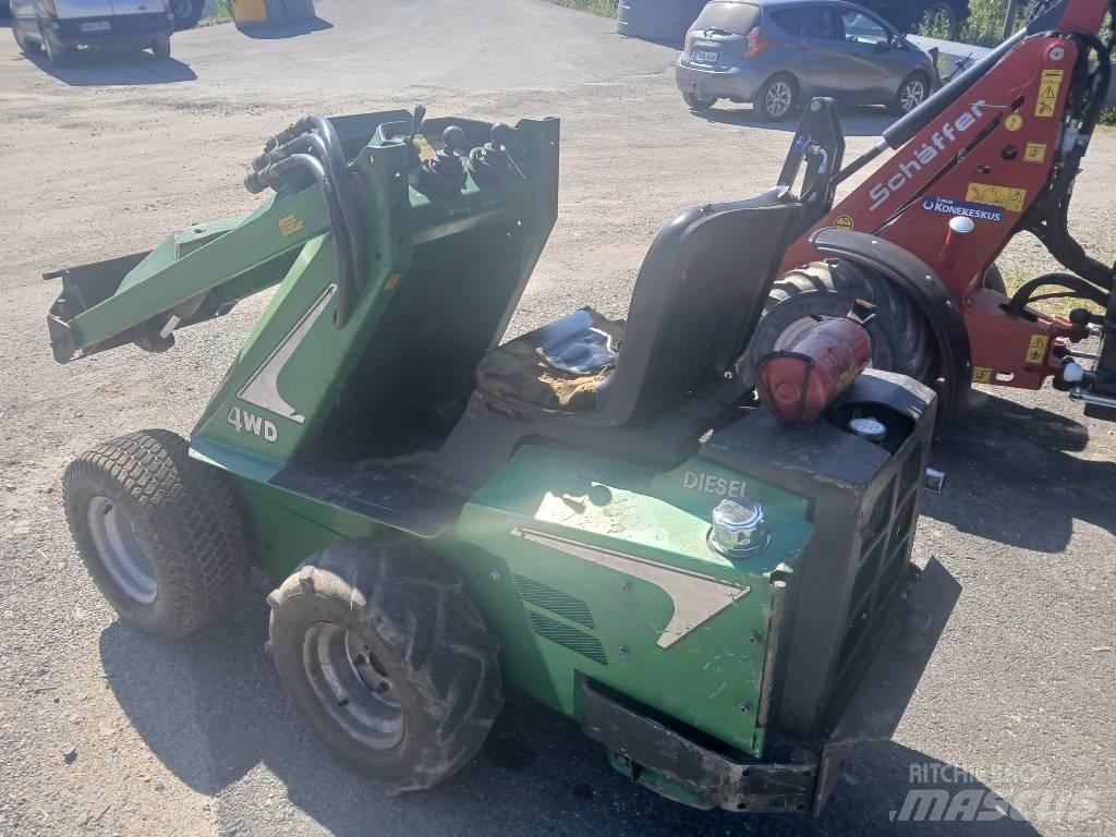 Avant 320 Multi purpose loaders