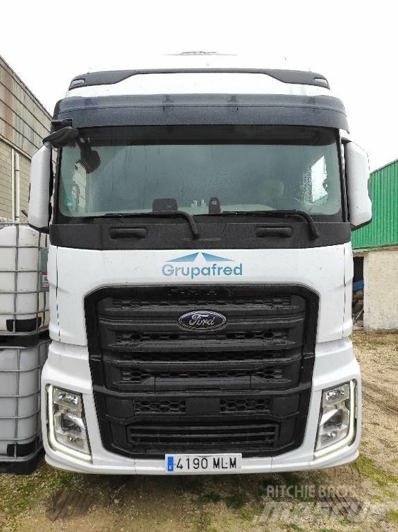 Ford F-Max 500 Tractor Units